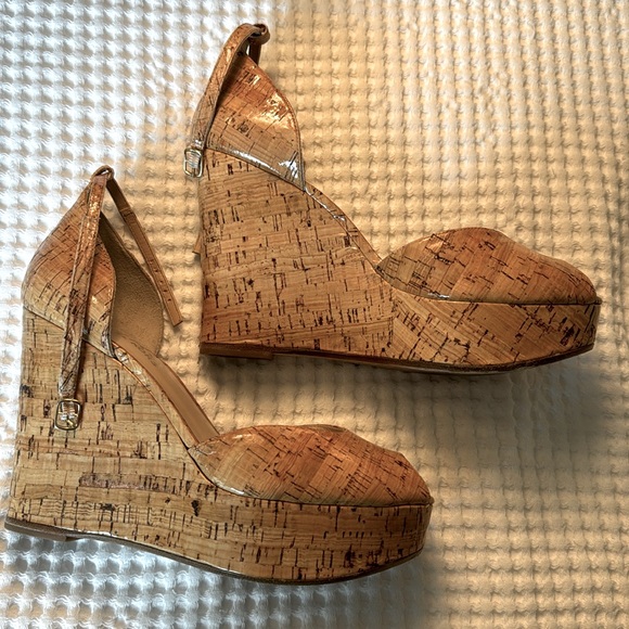 Michael Kors Cork Wedges, Woman’s Size 8.5 - Picture 6 of 15